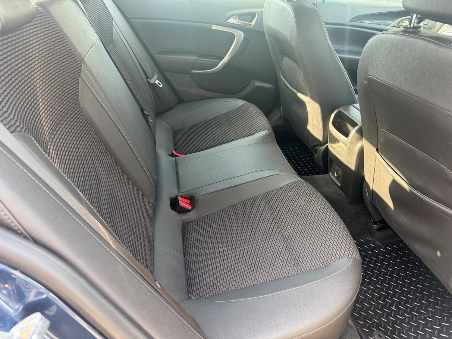 Used Vauxhall Insignia 2016 for sale - 76992952: Photo 9