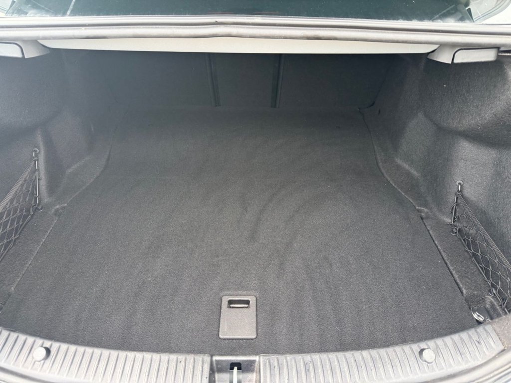 Used Mercedes-Benz C Class 2017 for sale - 77667674: Photo 9