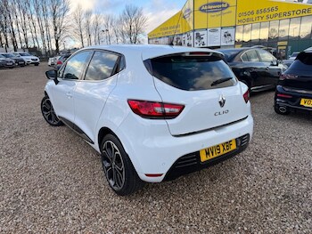Used Renault Clio 2019 for sale - 77825961: Photo