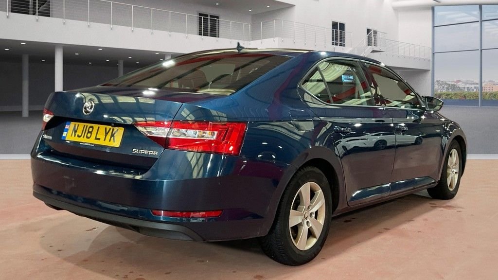 Used Skoda Superb 2018 for sale - 77765595: Photo 4
