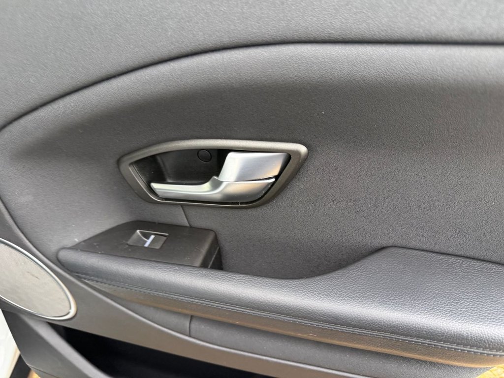 Used Land Rover Range Rover Evoque 2016 for sale - 77451531: Photo 12