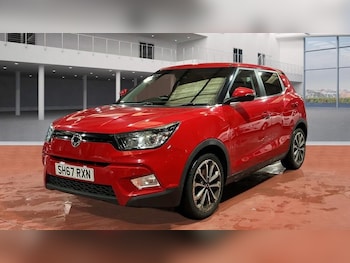 Used Ssangyong Tivoli 2017 for sale - 77621672: Photo