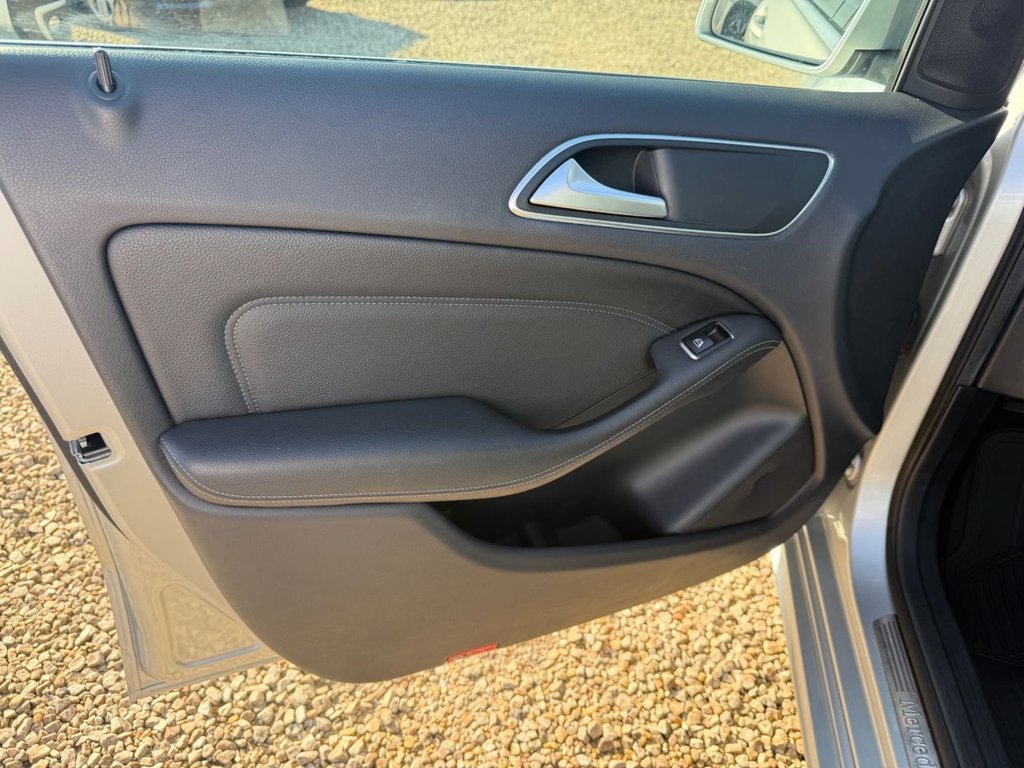 Used Mercedes-Benz B Class 2015 for sale - 78166869: Photo 20