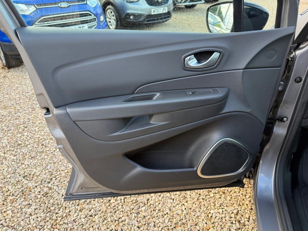 Used Renault Captur 2018 for sale - 77451559: Photo 21