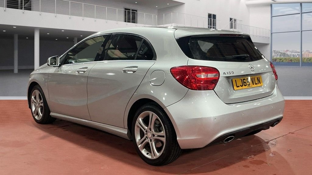 Used Mercedes-Benz A-Class 2015 for sale - 77880061: Photo 3