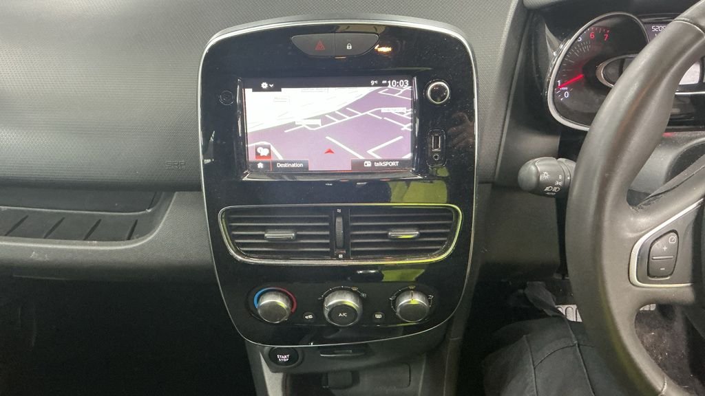 Used Renault Clio 2018 for sale - 77920288: Photo 10