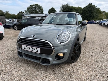 Used MINI Hatch 2018 for sale - 79607554: Photo