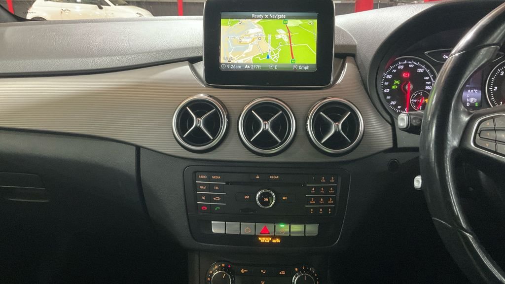 Used Mercedes-Benz B Class 2015 for sale - 77880063: Photo 10