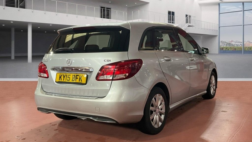 Used Mercedes-Benz B Class 2015 for sale - 77880063: Photo 4