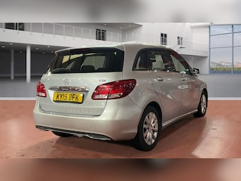 Used Mercedes-Benz B Class 2015 for sale - 77880063: Photo