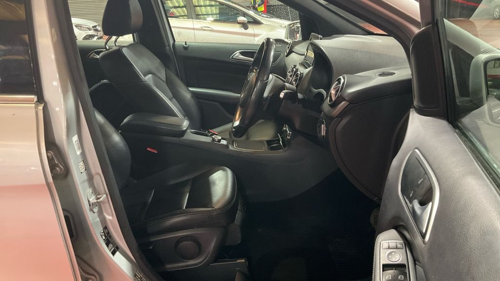 Used Mercedes-Benz B Class 2015 for sale - 77880063: Photo 8