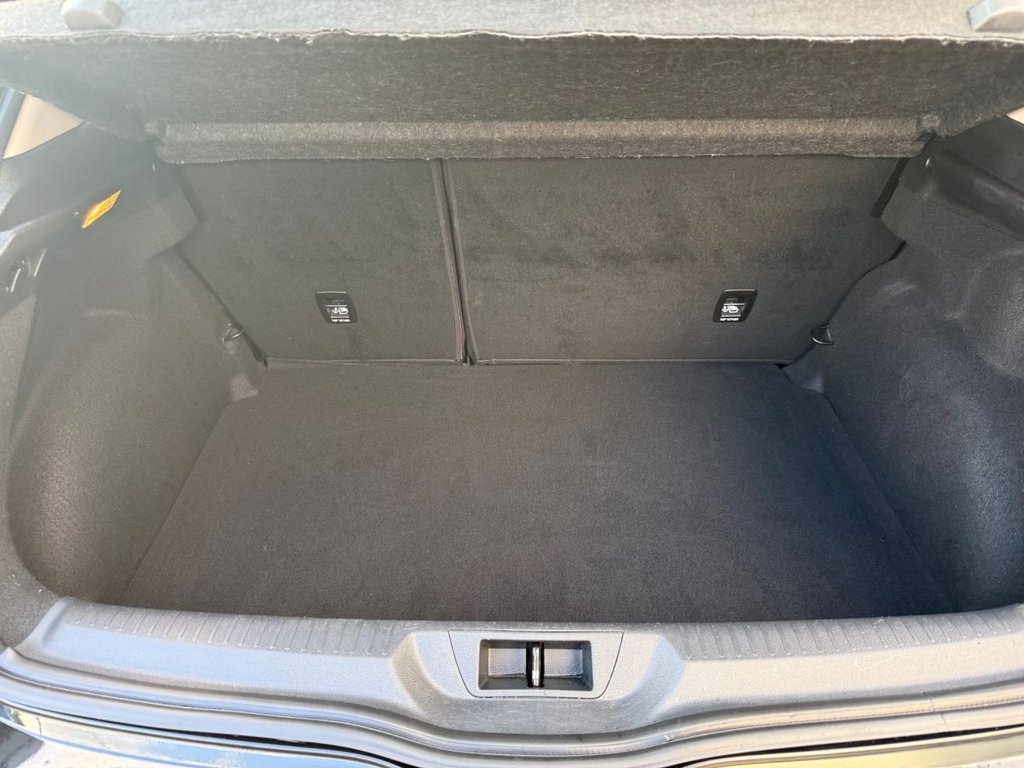 Used Renault Megane 2017 for sale - 77451772: Photo 10