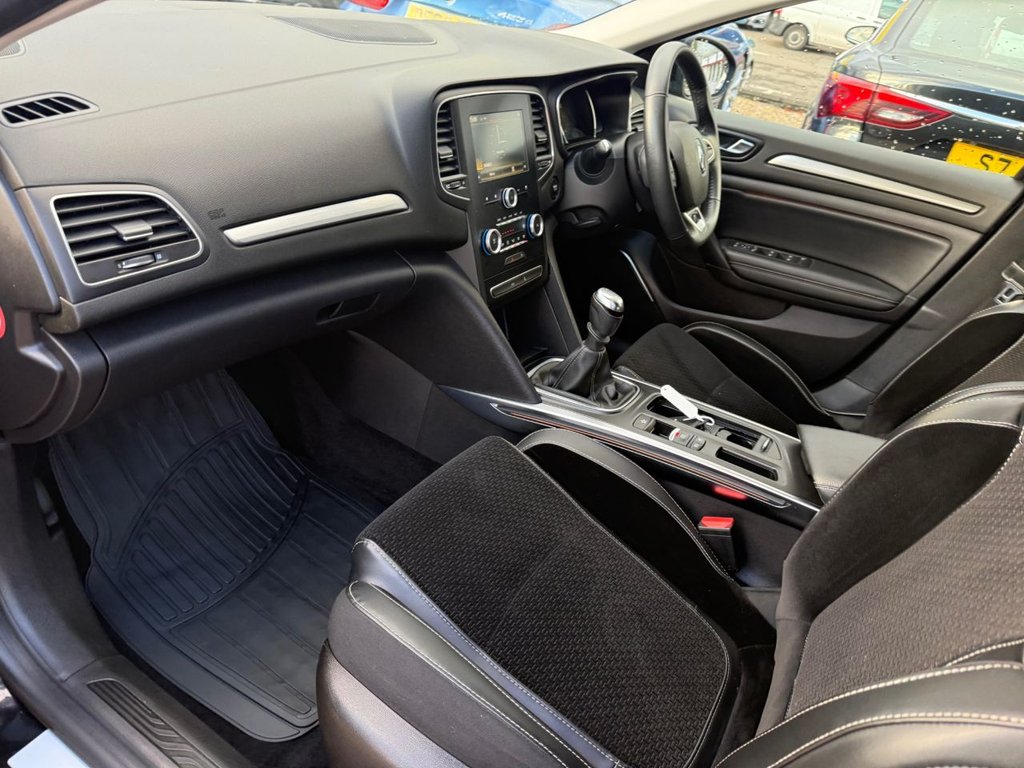 Used Renault Megane 2017 for sale - 77451772: Photo 25