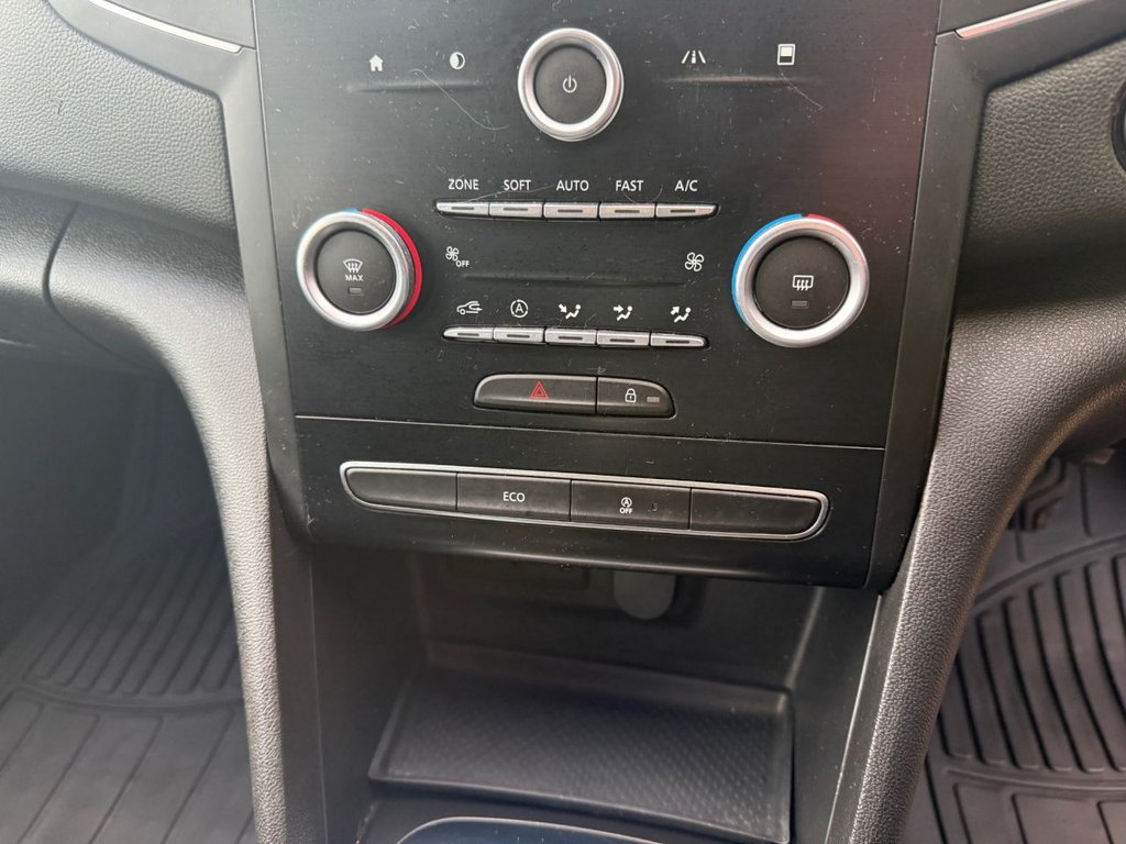 Used Renault Megane 2017 for sale - 77451772: Photo 39