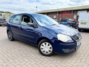 Used Volkswagen Polo 2008 for sale - 75600155: Photo