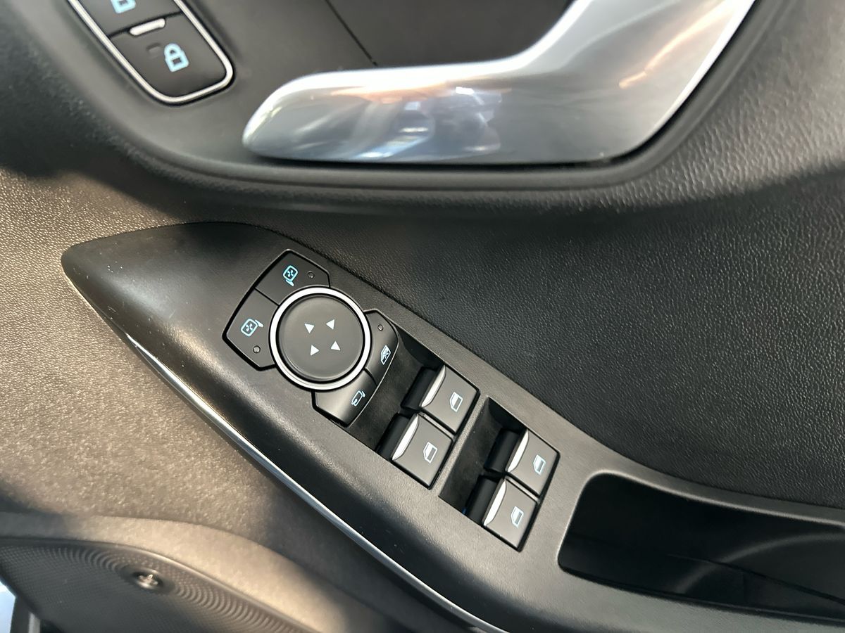 Used Ford Fiesta 2020 for sale - 76375606: Photo 25