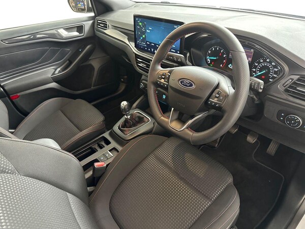 Used Ford Focus 2025 for sale - 76302232: Photo 10
