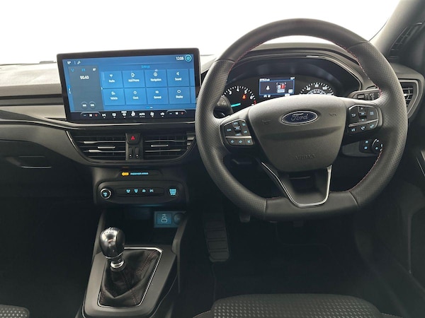 Used Ford Focus 2025 for sale - 76302232: Photo 16