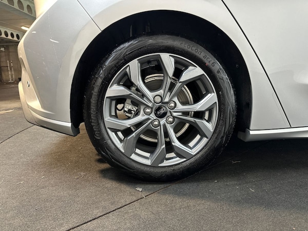 Used Ford Focus 2025 for sale - 76302232: Photo 9