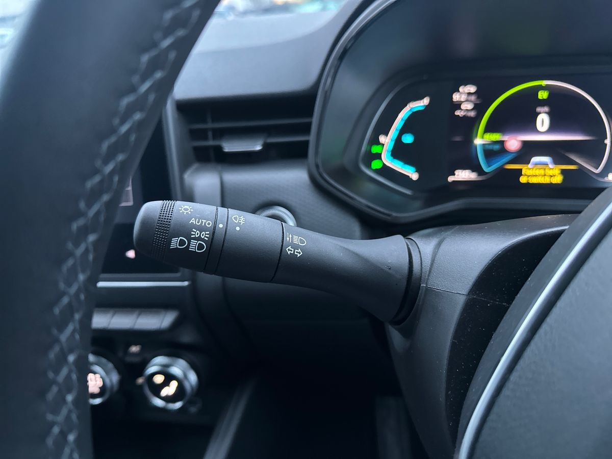 Used Renault Clio 2022 for sale - 76861753: Photo 23