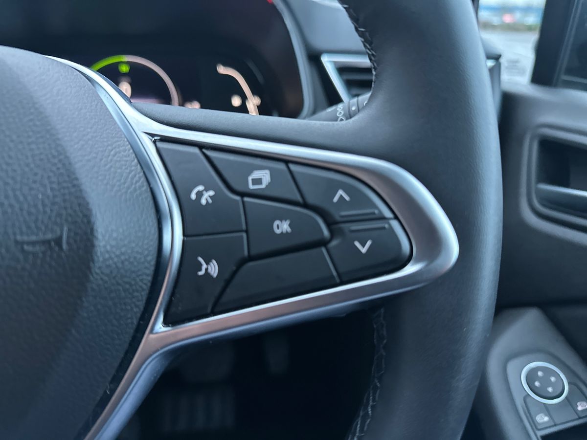 Used Renault Clio 2022 for sale - 76861753: Photo 27