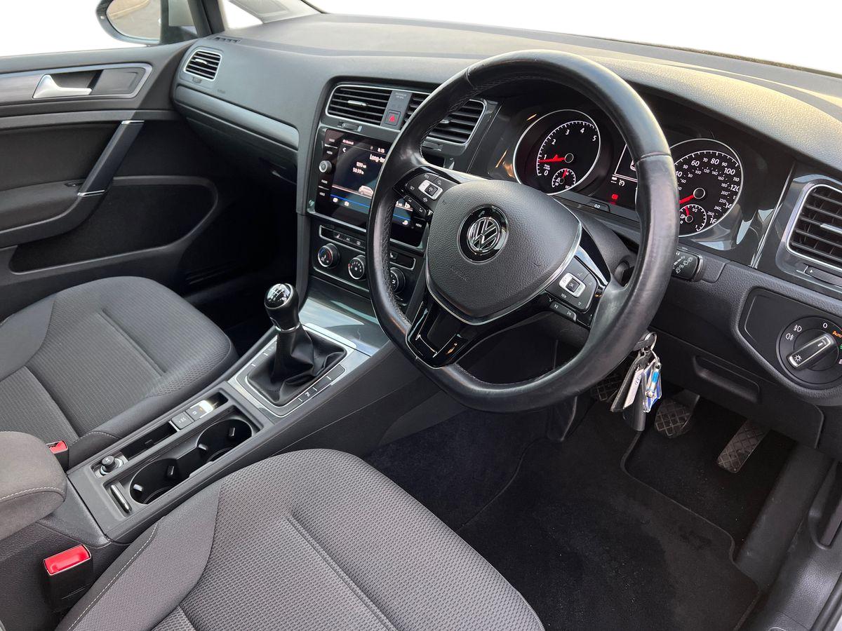 Used Volkswagen Golf 2019 for sale - 76344083: Photo 10