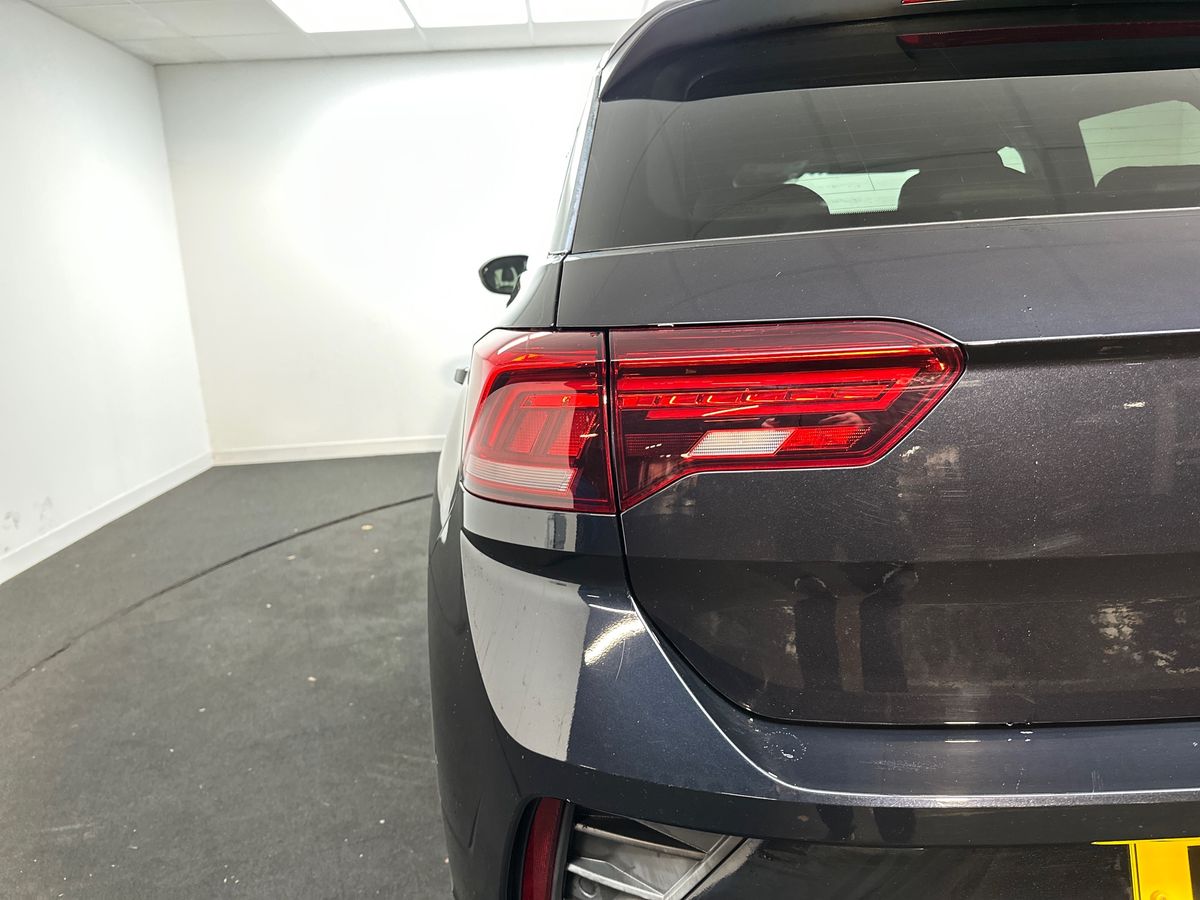 Used Volkswagen T-Roc 2022 for sale - 76999434: Photo 33