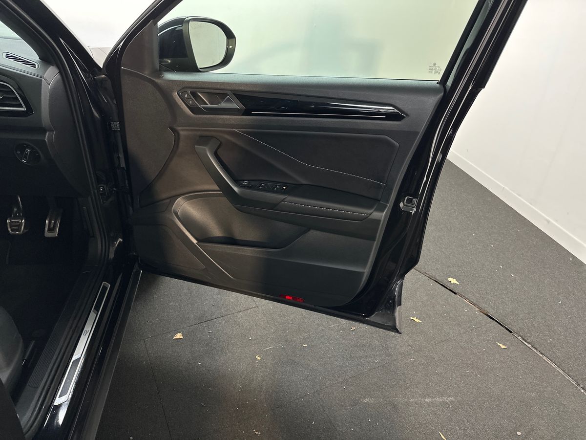 Used Volkswagen T-Roc 2022 for sale - 76999434: Photo 35