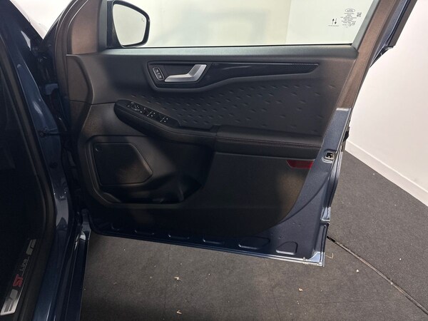 Used Ford Kuga 2021 for sale - 76203824: Photo 35