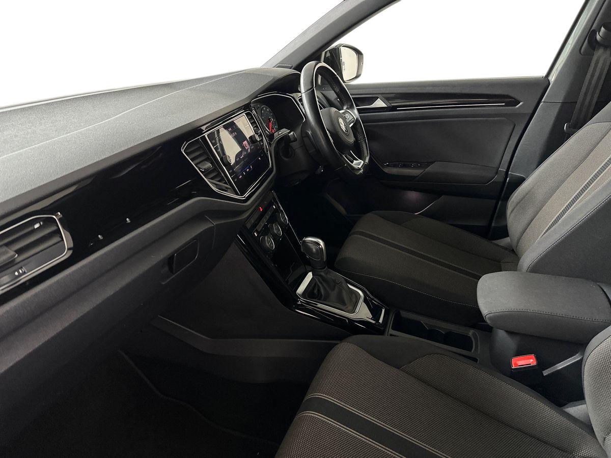 Used Volkswagen T-Roc 2021 for sale - 77285613: Photo 11