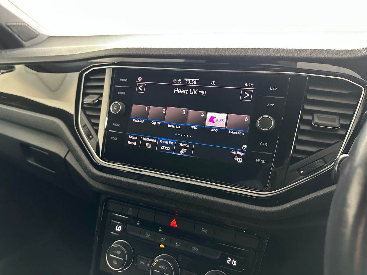 Used Volkswagen T-Roc 2021 for sale - 77285613: Photo 19