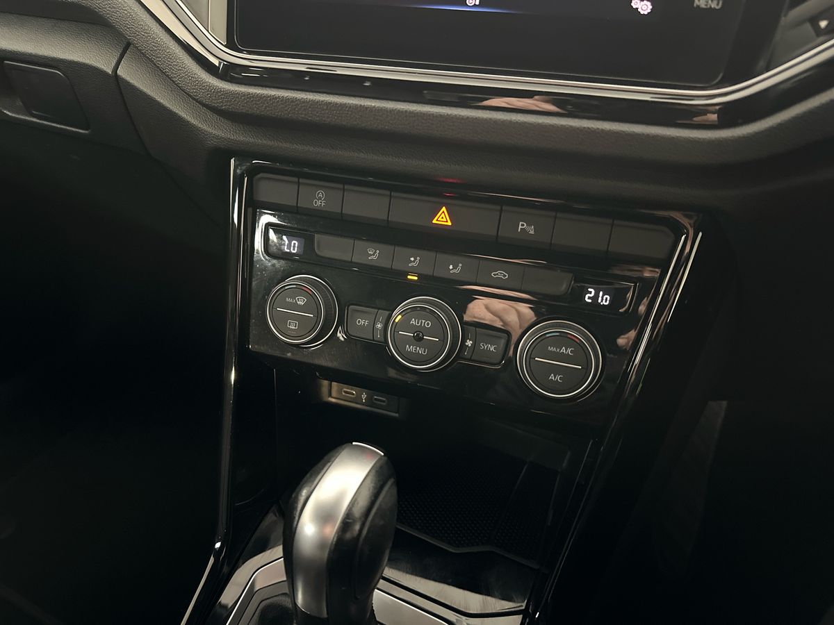 Used Volkswagen T-Roc 2021 for sale - 77285613: Photo 22