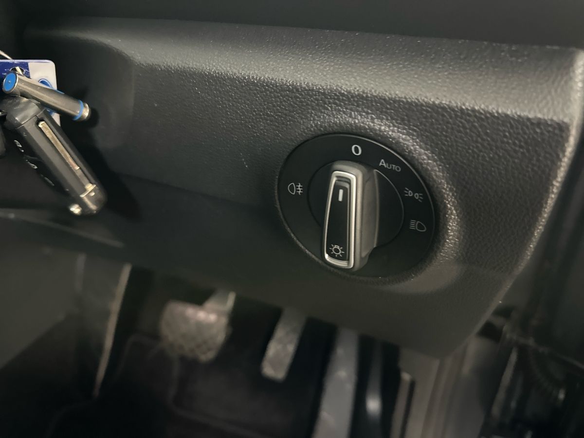 Used Volkswagen T-Roc 2021 for sale - 77285613: Photo 23