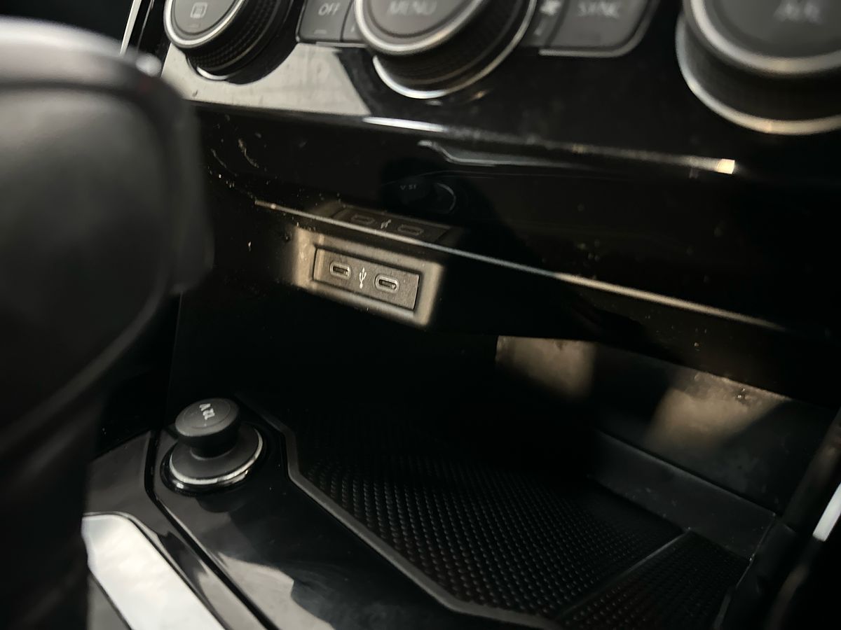 Used Volkswagen T-Roc 2021 for sale - 77285613: Photo 24