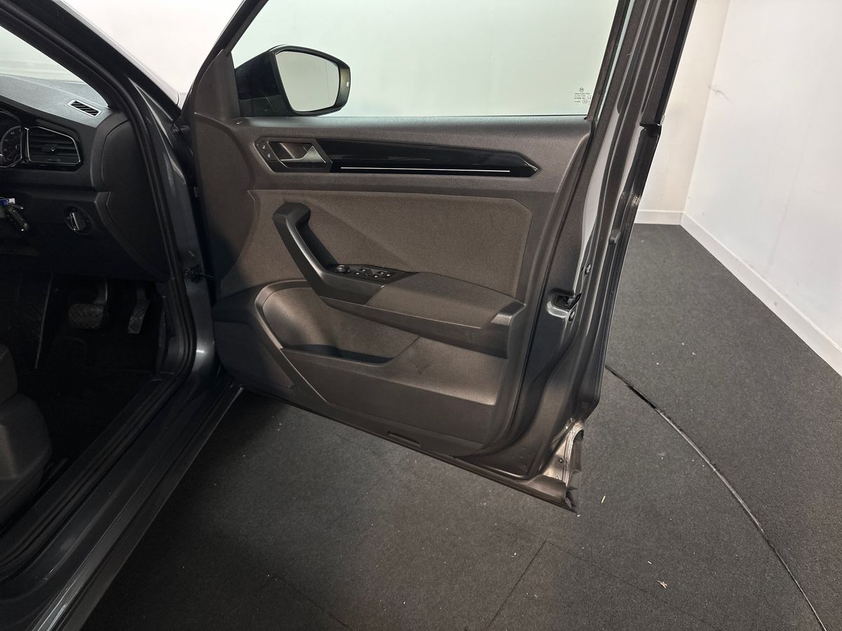 Used Volkswagen T-Roc 2021 for sale - 77285613: Photo 35