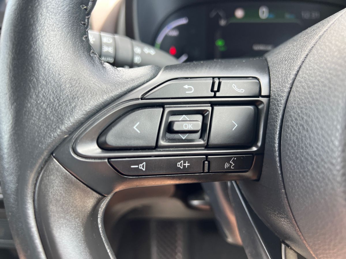 Used Toyota Yaris Cross 2023 for sale - 76928075: Photo 26