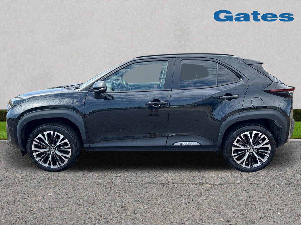 Used Toyota Yaris Cross 2023 for sale - 76928075: Photo 4