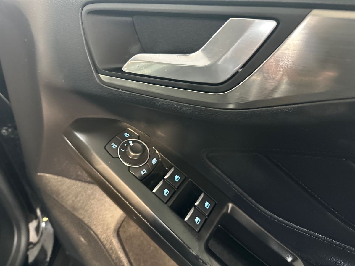 Used Ford Focus 2022 for sale - 77347005: Photo 25