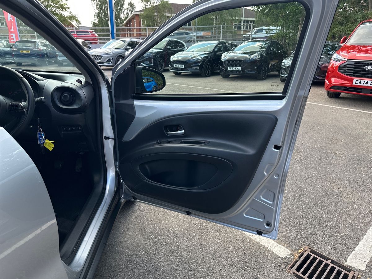 Used Toyota Aygo X 2023 for sale - 76145870: Photo 35