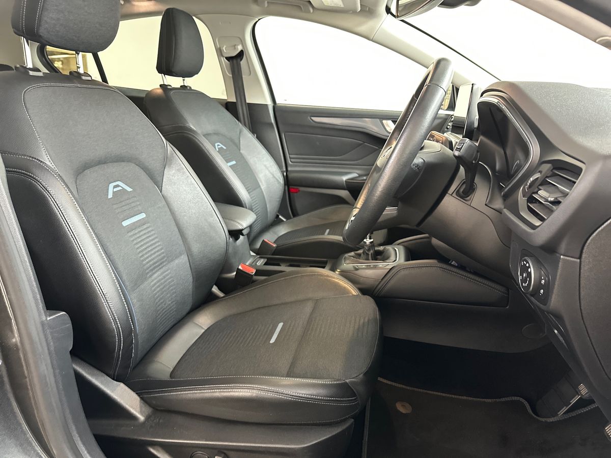 Used Ford Focus 2019 for sale - 77726106: Photo 12