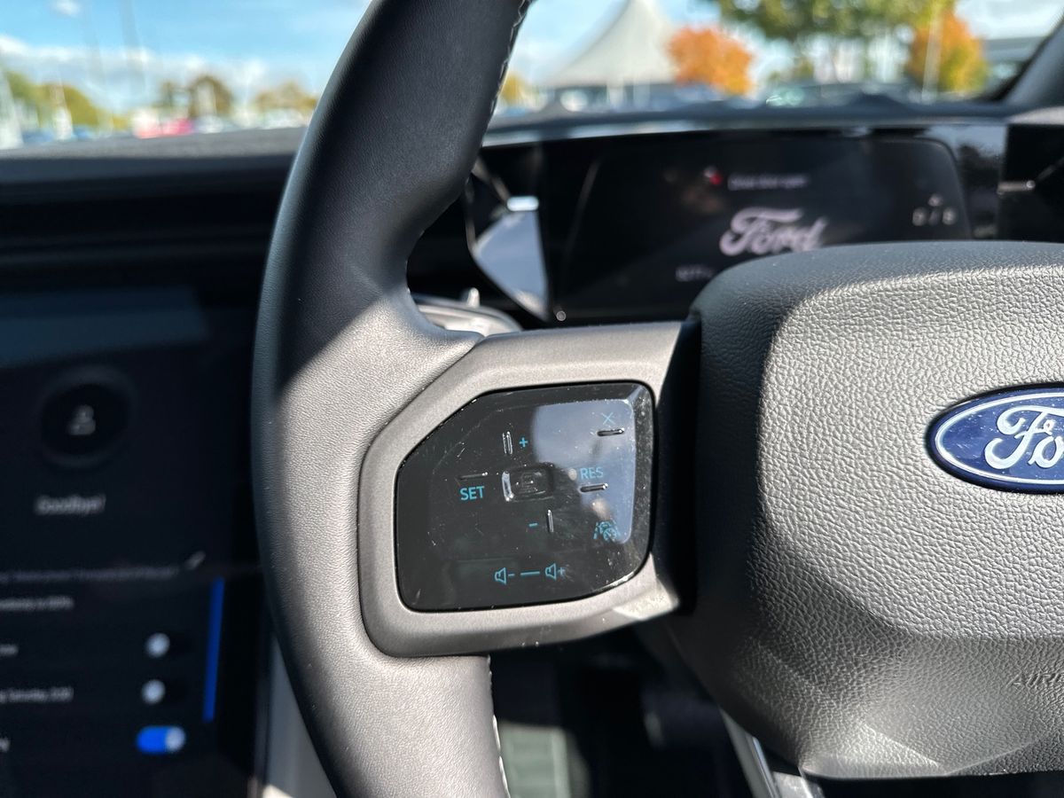 Used Ford Explorer 2025 for sale - 76826667: Photo 26
