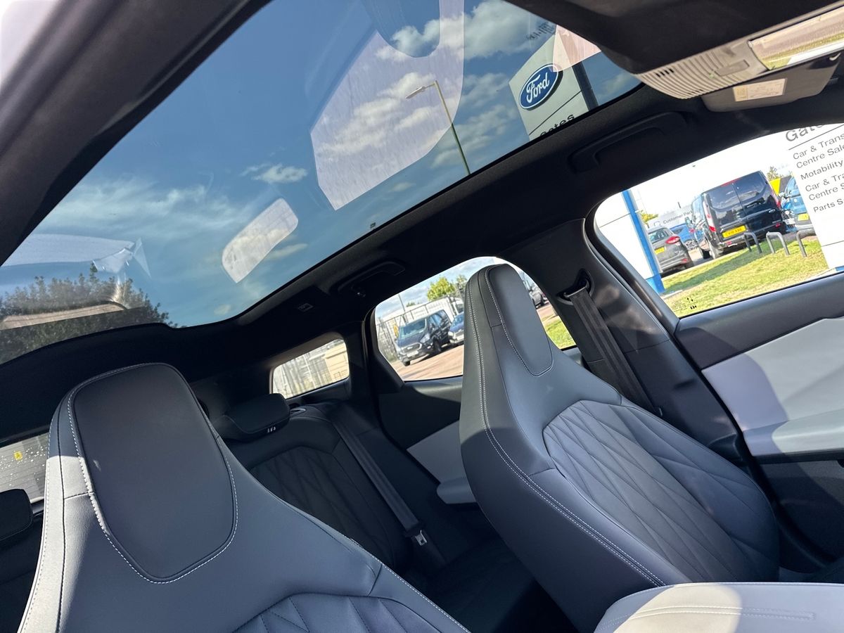 Used Ford Explorer 2025 for sale - 76826667: Photo 37