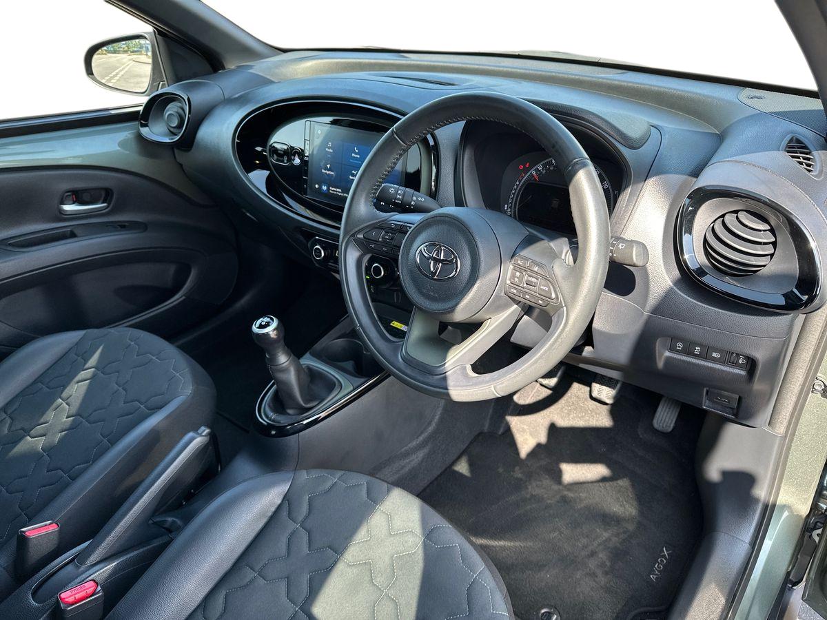 Used Toyota Aygo X 2022 for sale - 76338946: Photo 11