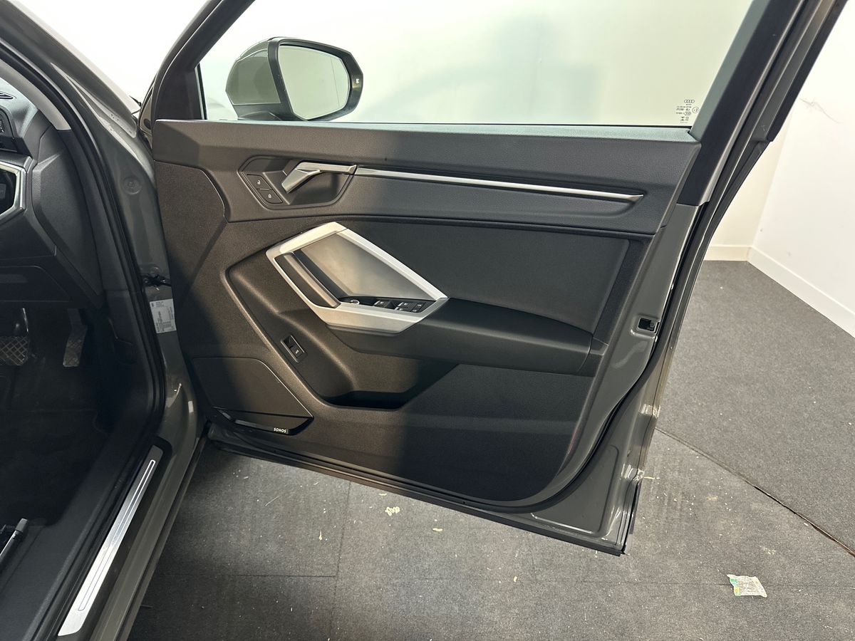 Used Audi Q3 2023 for sale - 76780355: Photo 35