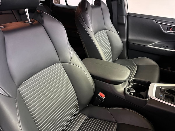 Used Toyota RAV4 2021 for sale - 75679351: Photo 12