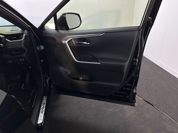 Used Toyota RAV4 2021 for sale - 75679351: Photo 35