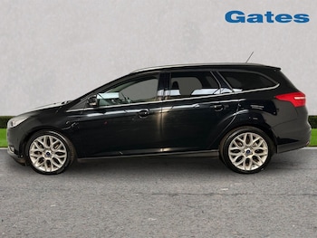 Used Ford Focus 2017 for sale - 78630064: Photo