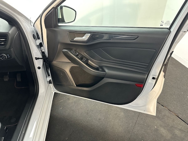 Used Ford Focus 2022 for sale - 76241672: Photo 35