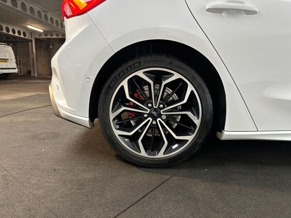 Used Ford Focus 2022 for sale - 76241672: Photo 9