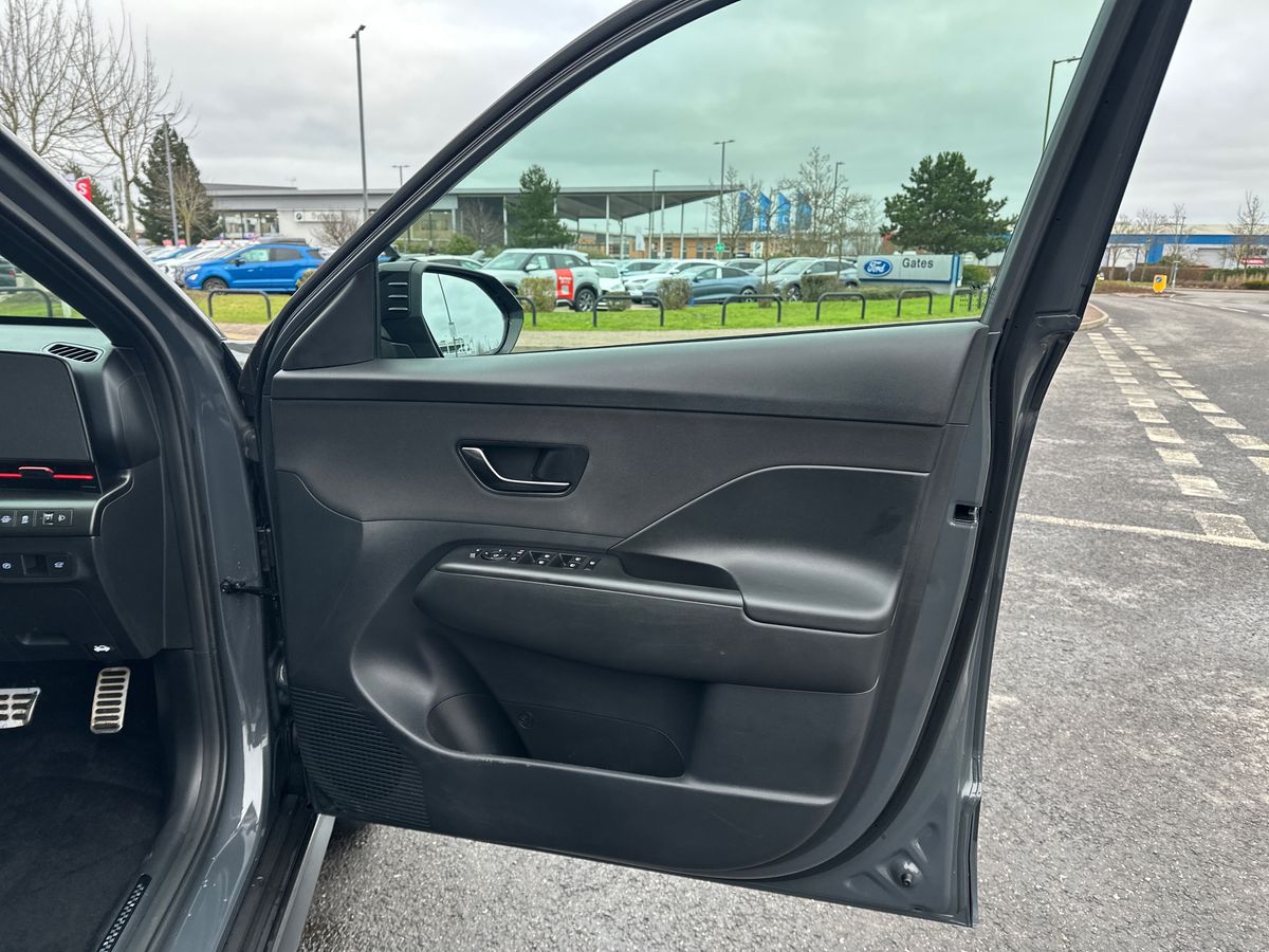 Used Hyundai KONA 2024 for sale - 77067700: Photo 35